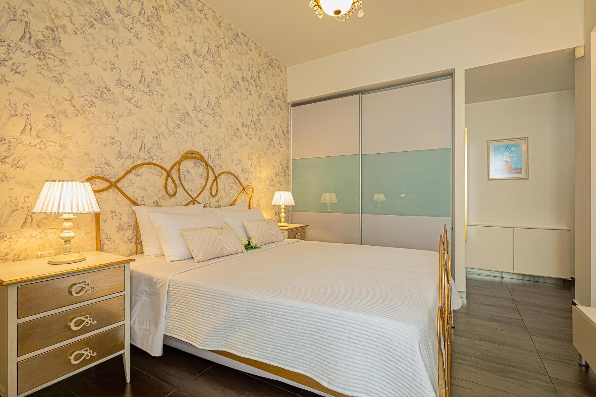 Morita Luxury Apartment